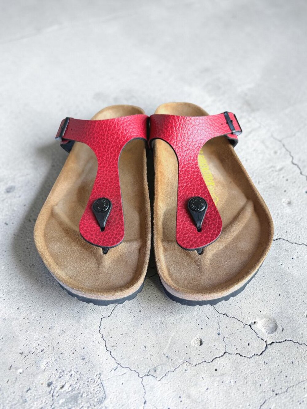 Birkenstock Gizeh Red Maroon Grain Leather Thong Sandals Women's Size 7 EU 38 - Picture 9 of 12